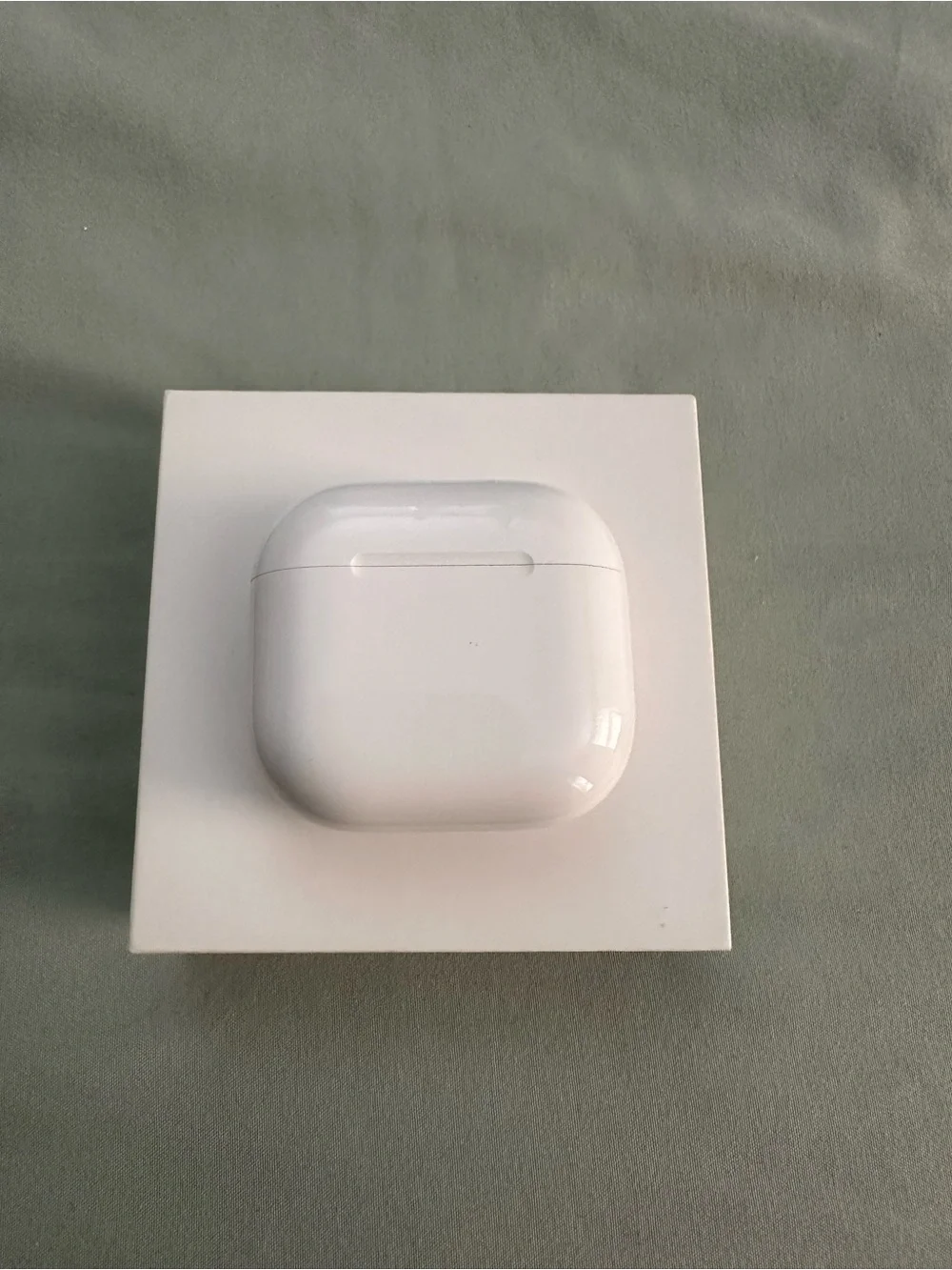 Apple AirPods 4 Wireless Earbuds with Charging Case
